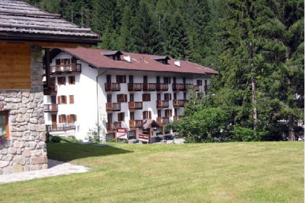 Отель Casa Alpina Sant'Apollinare Фалькаде Экстерьер фото